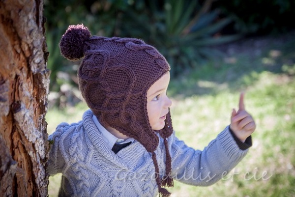 Kit prêt à tricoter- Bonnet pour enfant- Chocolat -Vos doigts ont la parole