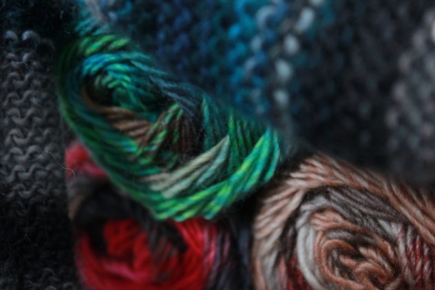 coloris viva de lang yarns