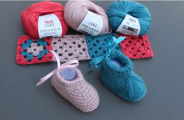 Chaussons pour bébé en Stockholm de Lang Yarns