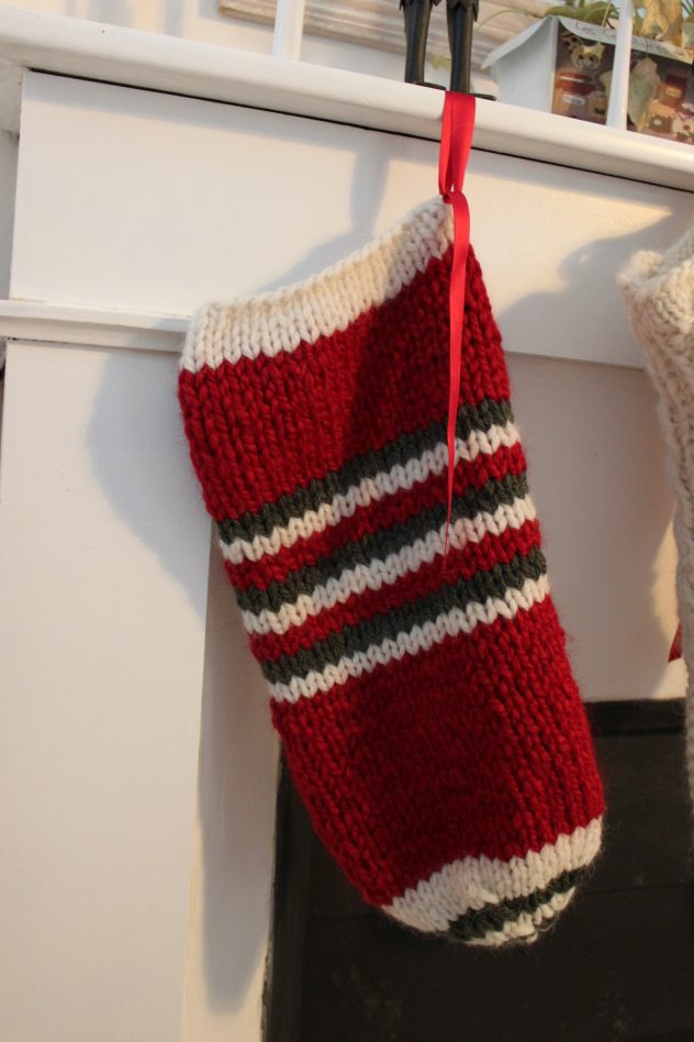 tutoriel tricot gratuit chaussettes de noel à tricoter pour débutante