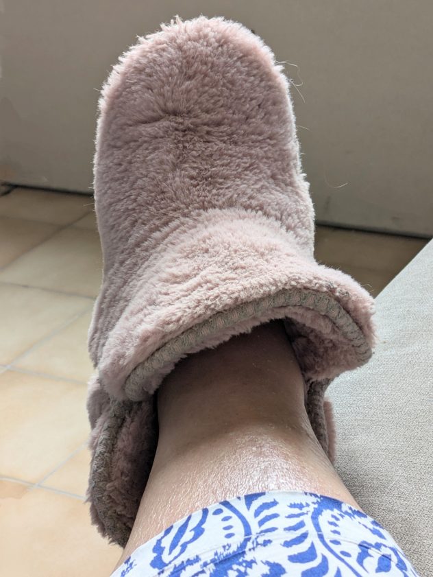 chaussons-rose.jpg
